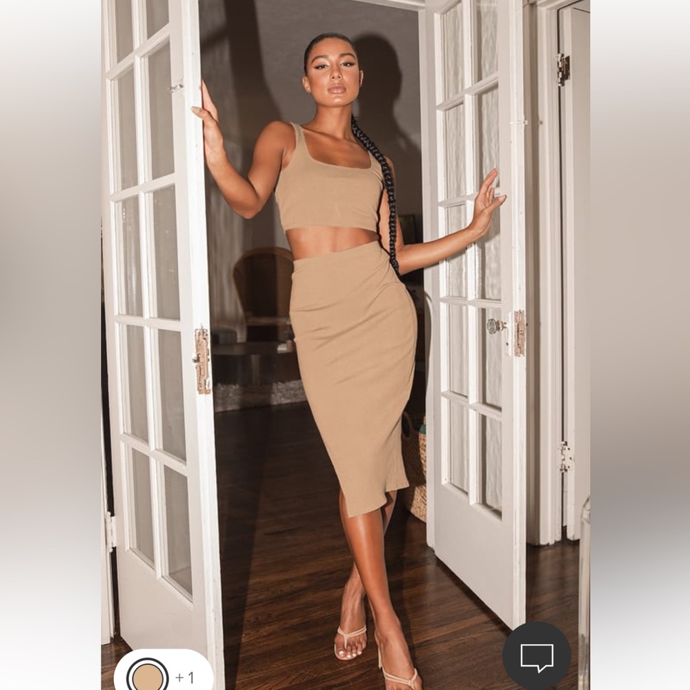 NWT Set For Life Tan Ribbed Bodycon Two-Piece Dress 
Lulus - size XS